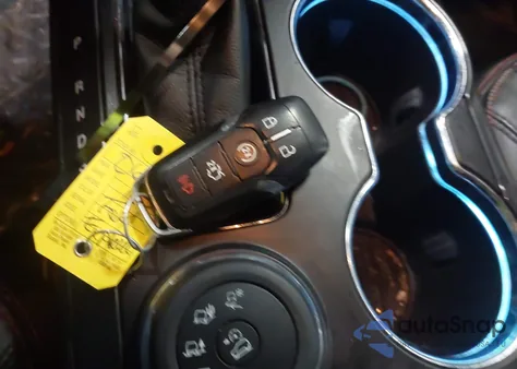 2016 Ford Explorer Sport z USA, uszkodzony, nr VIN 1FM5K8GTXGGA21045